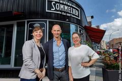 Alexandra Wrann (Restaurant Manager und Sommelière), Jesper Boelskifte (Founder und CEO), Rienne Bilz (General Manager und Head Sommelière